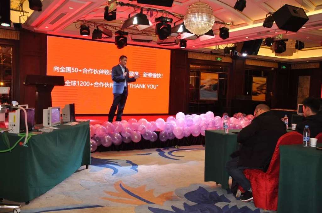 https://mmbiz.qpic.cn/mmbiz_jpg/ZAkK4ewVeJ8UNlPyU6wtIEXd9r5XZPCsJSHrgrDdXdD5Z8N4qwGzv7lNwZ9MlwicVu0Sk8lB1QD0XpibfhZMb8zg/640?wx_fmt=jpeg