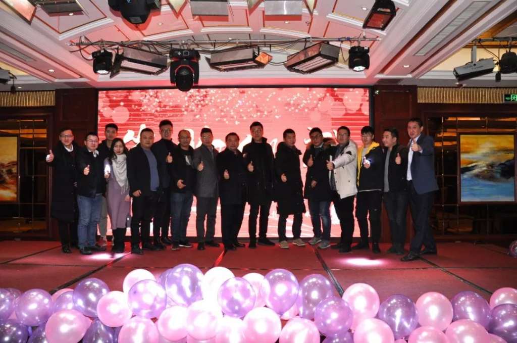 https://mmbiz.qpic.cn/mmbiz_jpg/ZAkK4ewVeJ8UNlPyU6wtIEXd9r5XZPCs9lTN1yxYEBs2umx3W8mj2zuiaA3TfOTJTLhRjxriaxvaxibHwBCiaUxn3w/640?wx_fmt=jpeg